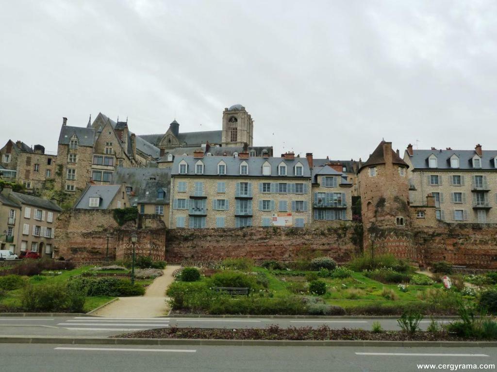 Vila Agreable Duplex Gare Le Mans Exteriér fotografie